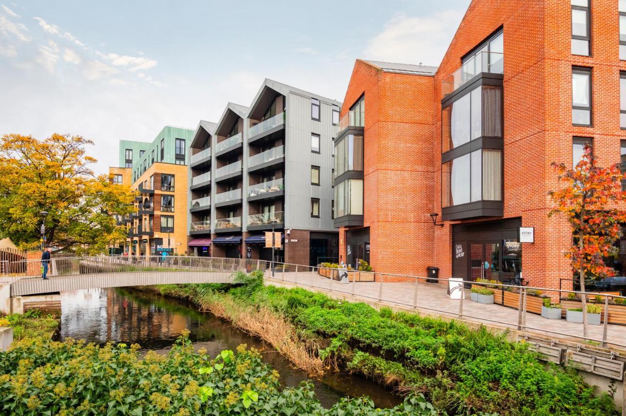 Lovely 4 Bedroom Flat In Wandsworth- Londres Exterior foto